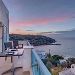 Waterview Kini