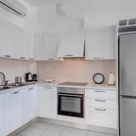 Waterview Holiday home